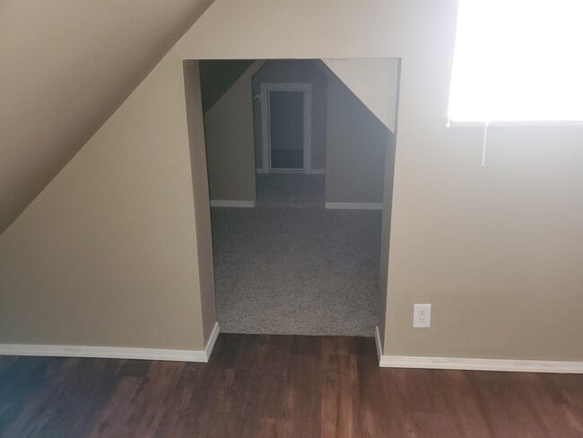 Photo - 3213 Center St NE