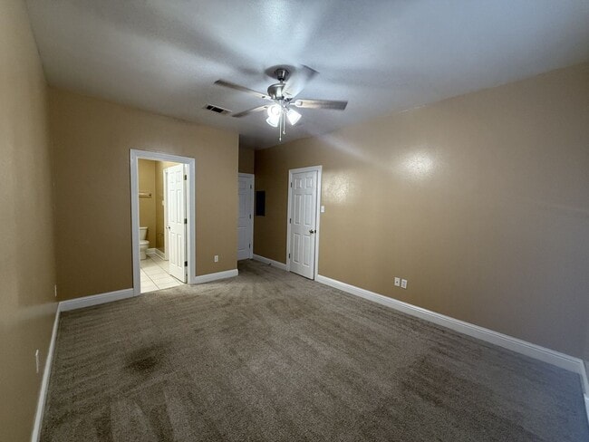 Photo - 2 bedroom/2 bath condo Unit 217-3