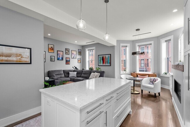 Photo - 53 Chandler St Unit 3