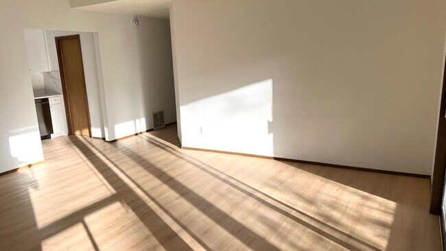 Photo - 4630 142nd Pl SE Unit B