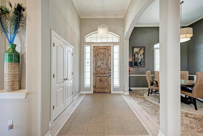 Photo - 545 Tom Sawyer Rd