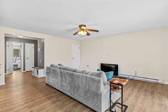 Photo - 22 Radio Pl Unit 8