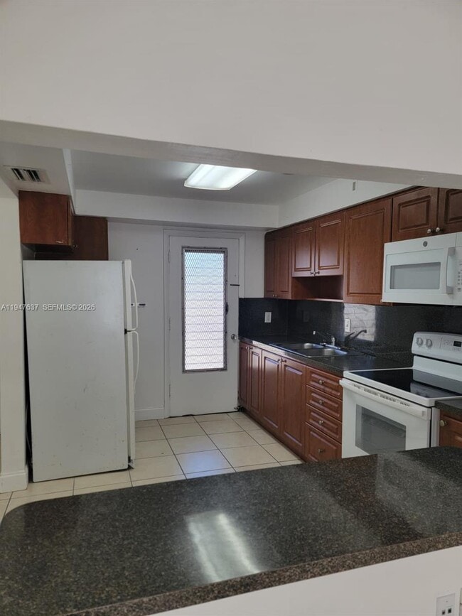 Photo - 2005 Sans Souci Blvd Unit 303