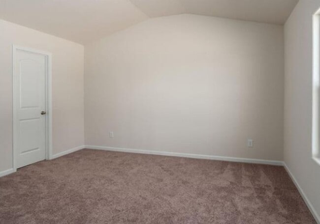 Photo - STYLE, COMFORT and CONVENIENCE HOME IN THE VALLEY