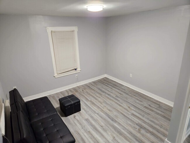 Photo - 1223 Lenox Ave Unidad 2