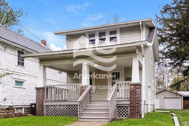 Photo - 813 Fess Ave