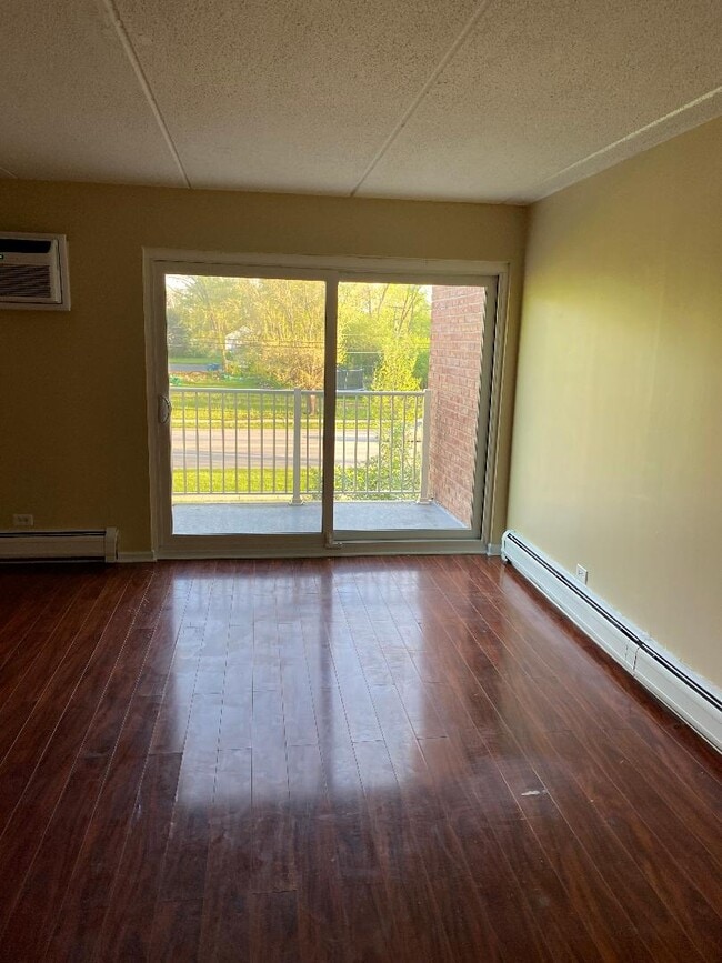 Photo - 300 W Fullerton Ave Unidad 322