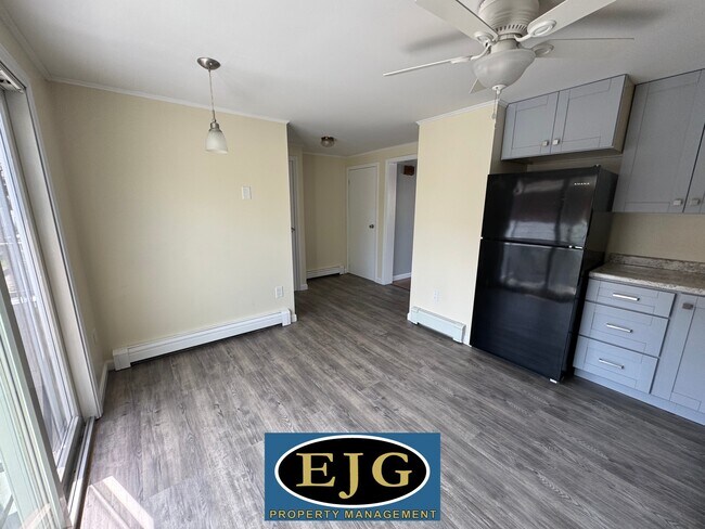 Photo - 158 Beech St