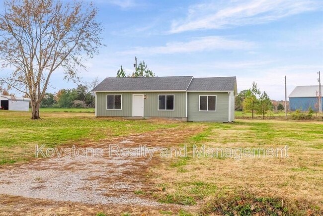 Building Photo - 225 Military Rd