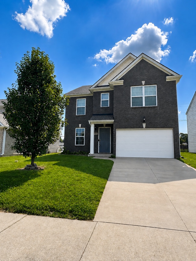 Building Photo - Beautiful 3-Bedroom Home in Desirable Village at Armstrong Farms