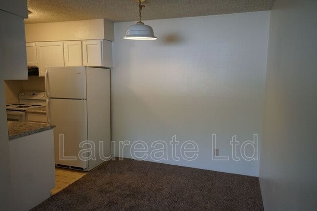 Photo - 280 E Highline Cir Unit #102