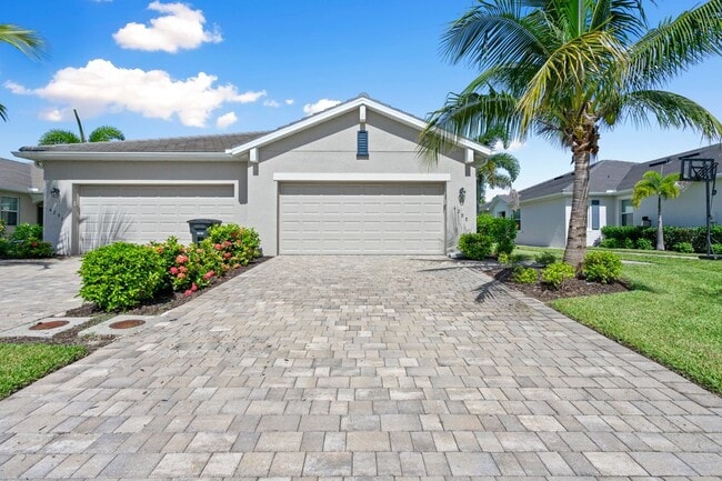 Building Photo - 4288 Lemongrass Dr