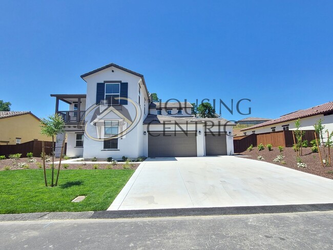 Luxurious Newer Construction Rental Home I... - Luxurious Newer Construction Rental Home I...