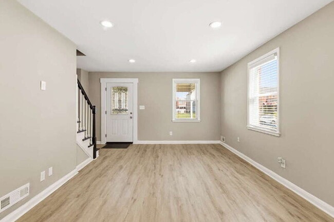 Photo - 3482 Dunhaven Rd