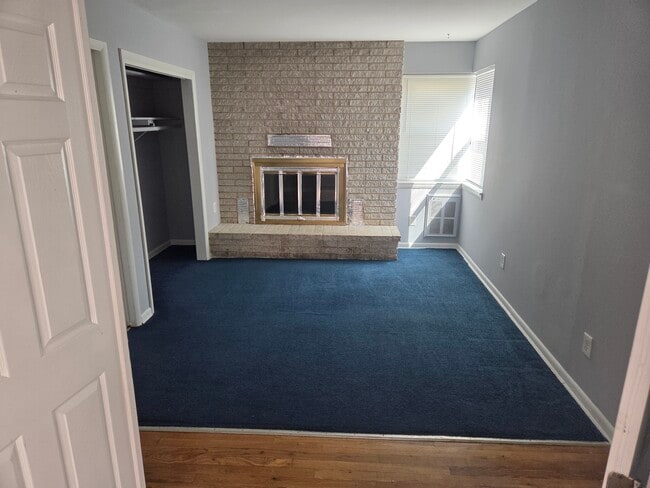 Photo - 7307 Dickinson Ave