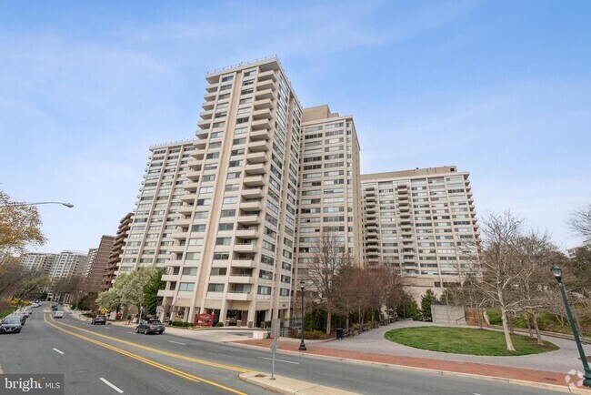 Building Photo - 4515 Willard Ave Unit 912S Rental