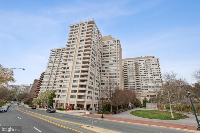 Photo - 4515 Willard Ave Apartment Unit 912S