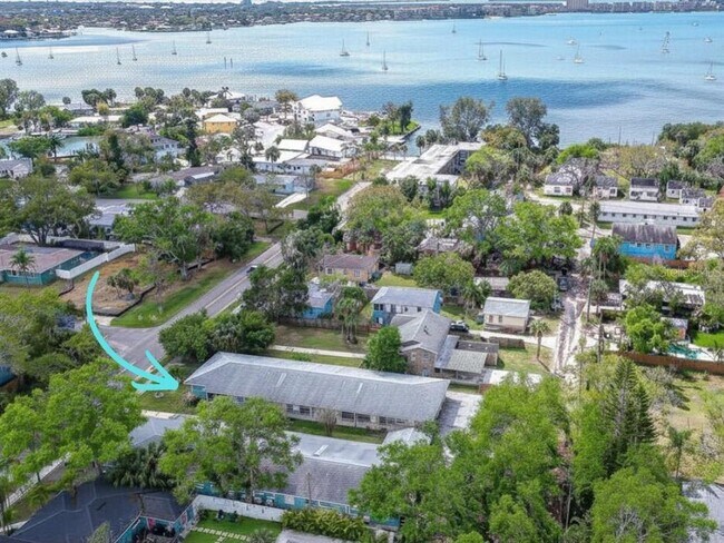 Building Photo - 3017 49th St S Unit 4