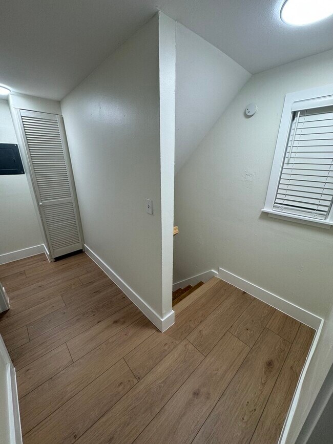 Photo - 6070 Longchamp Dr