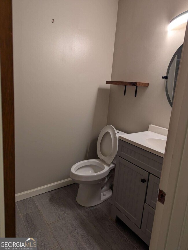 Photo - 4754 Winthrop Dr