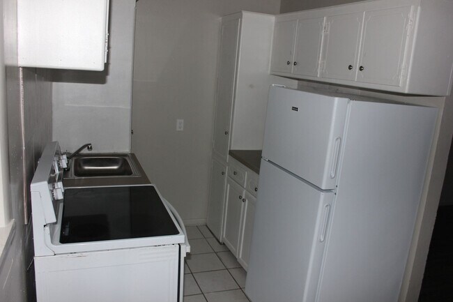 Photo - VICKSBURG 4 PLEX Unit #3