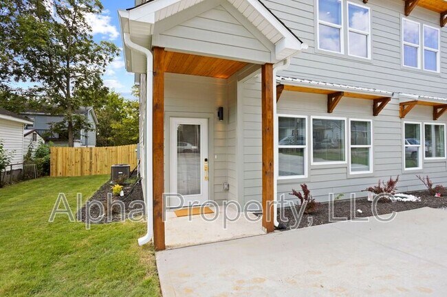 Photo - 5 McDade St