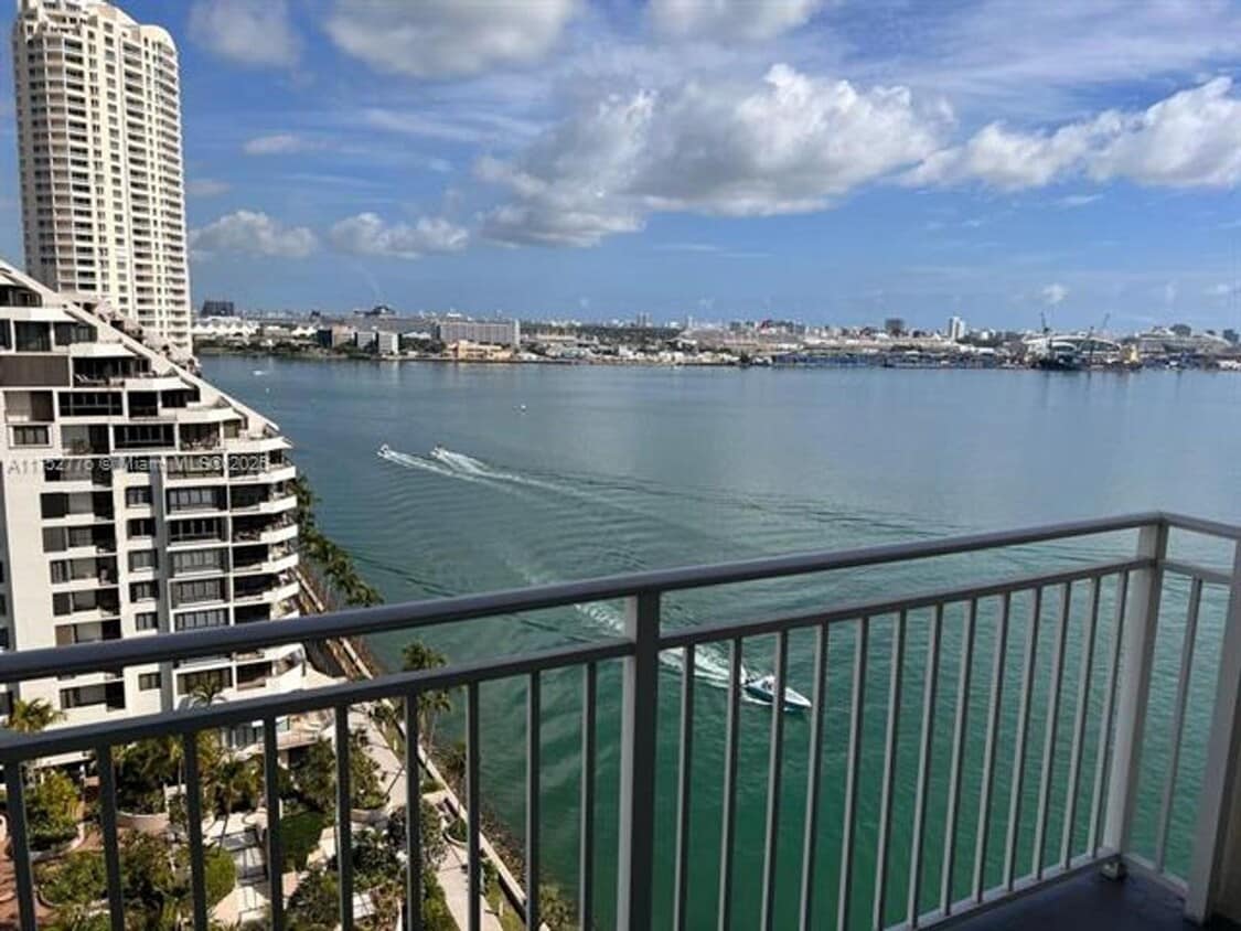 Photo - 770 Claughton Island Dr unit 1913 (A11752776)