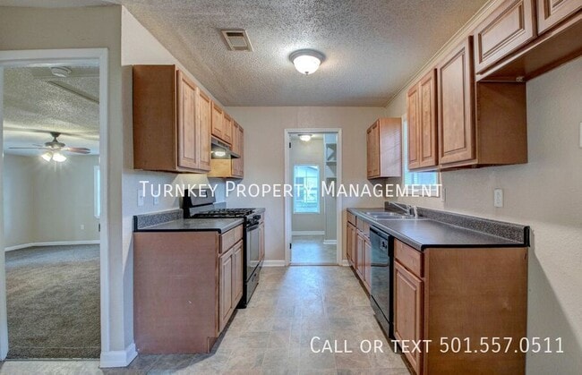 Photo - 8005 Woodhaven Dr