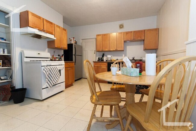 Building Photo - 9/1/25 Allston Large 2BR with EIK, hot wat... Rental