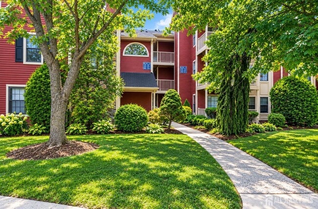 342 Crosspointe Dr