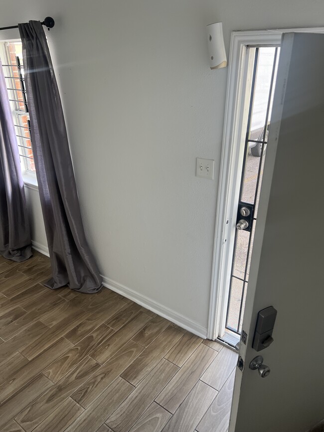 Photo - 2762 Panama St Unit A