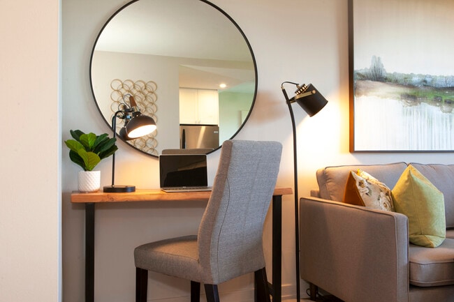 Photo - Harbourview Apartments