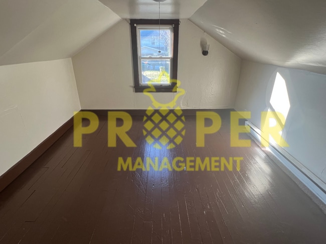 Photo - 3 bedrooms 1 bathroom for rent in Dayton