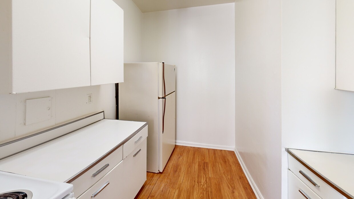 Photo - Chestnut Hall Apartments