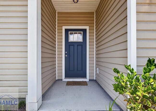 Photo - 589 Meloney Dr