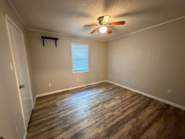 Photo - 707 Meadowbrook St Unit B