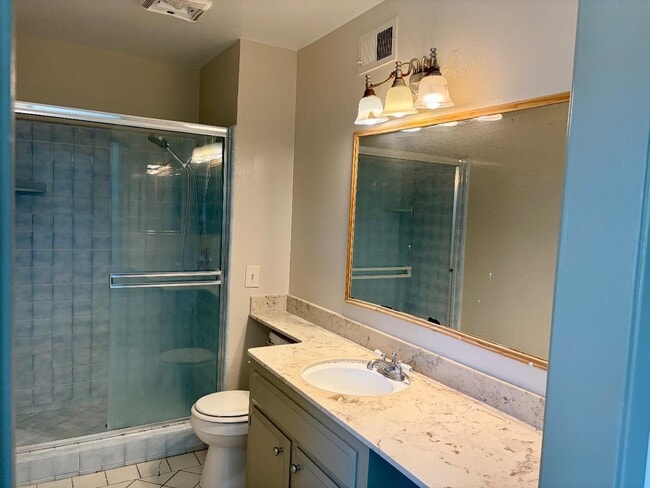 Photo - 478 Churchill Park Dr