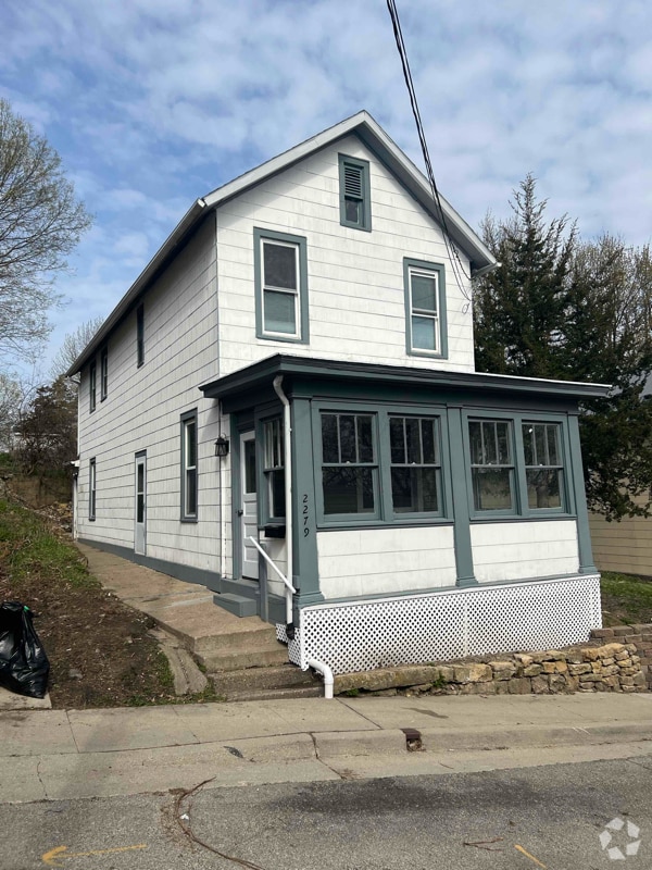 Building Photo - 2279 Foye St Rental