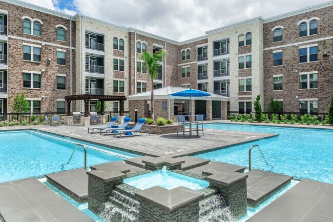 Highbridge at Egret Bay apartments — community photo