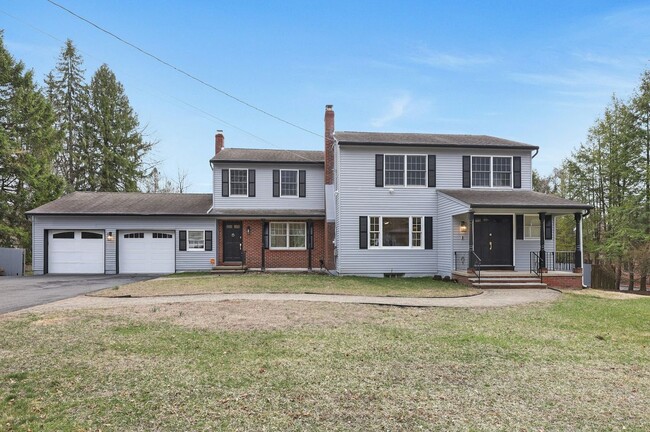 Photo - 11 Old Tappan Rd Casa
