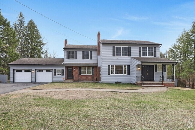 Building Photo - 11 Old Tappan Rd Rental