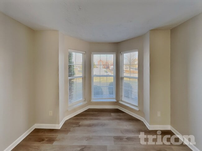 Photo - 673 Mable Dr