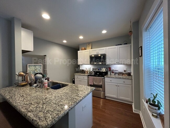 Photo - 617 N 32nd St Unidad Apartment B