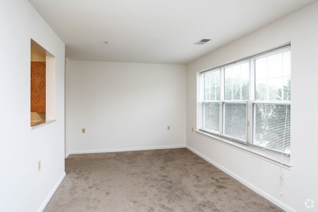 1BR, 1BA - Selborne House of Laurel, 62+ Senior Living