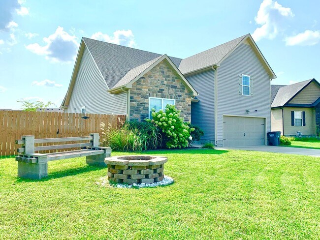 3734 Silver Fox Ct
