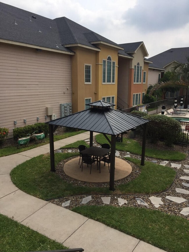 Stonewood Domit Apts McAllen, TX