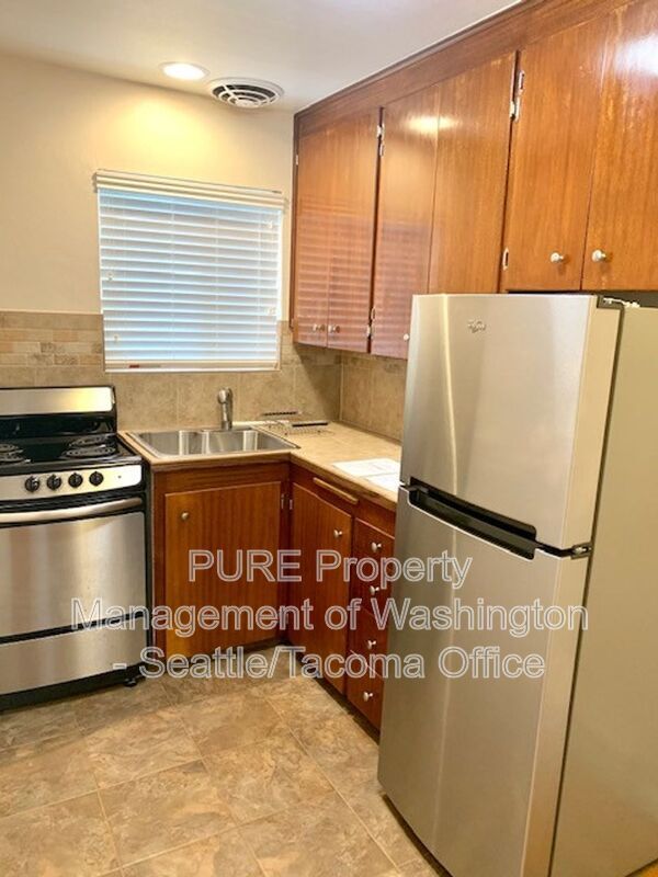 Photo - 3514 Ashworth Ave N Unit #F