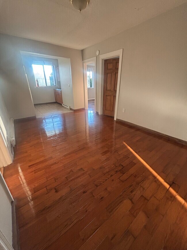 Photo - 431 W G St Unit B10