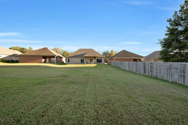 Photo - 2978 Summit Dr