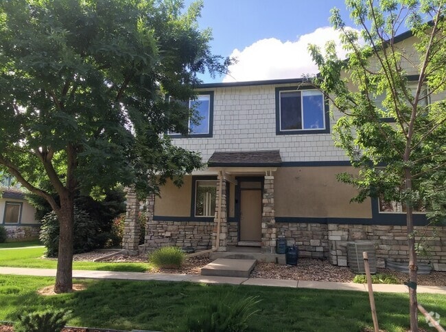 Building Photo - 2850 Kansas Dr Rental